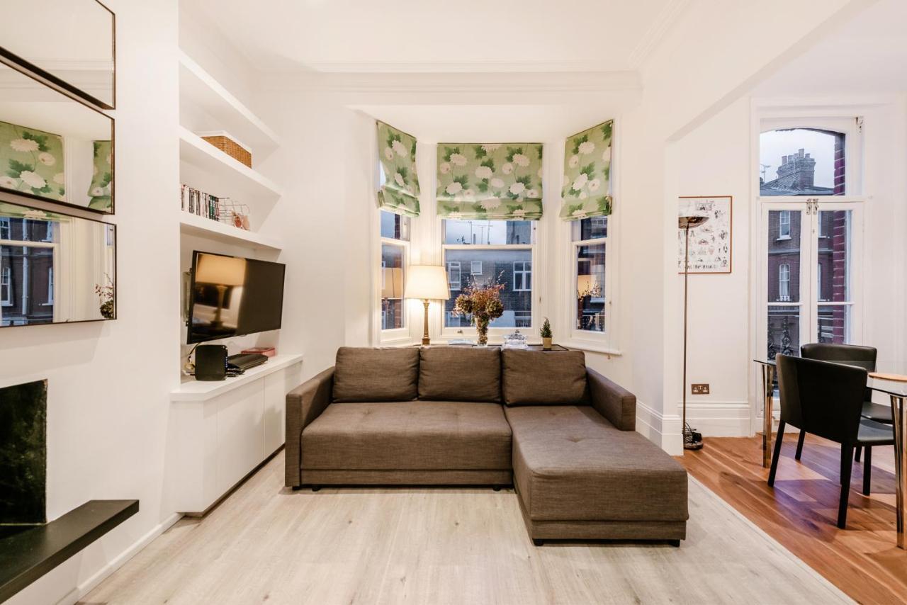 Lovely 2 Bedroom Flat In The Heart Of Chelsea Apartment *